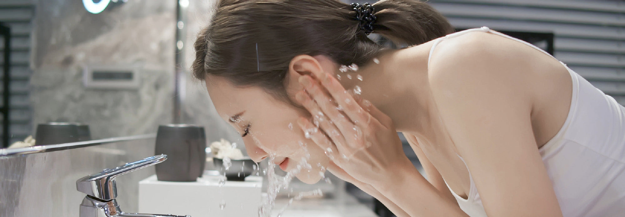 Everything You Need to Know About Transepidermal Water Loss, Including How to Stop It